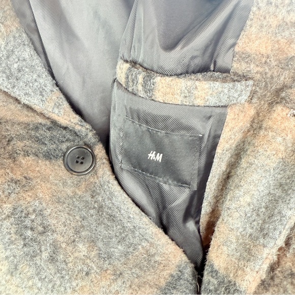 H&M men’s wool blend plaid coat gray tan black size Small - Picture 9 of 10